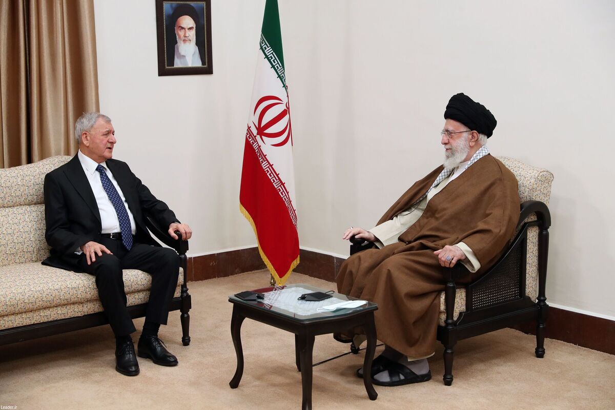 بازدید رهبر انقلاب از سی و چهارمین نمایشگاه بین‌المللی کتاب تهران