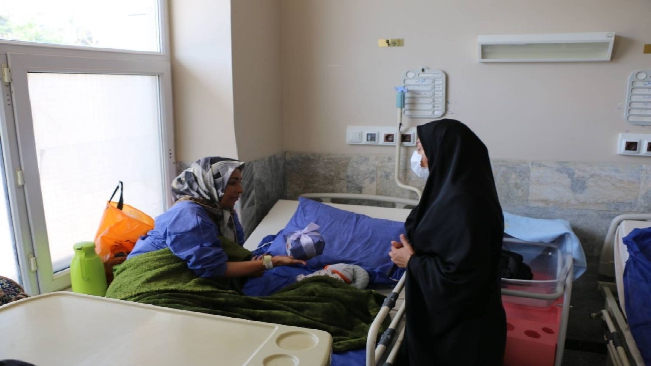 از مادران تربت جامی که صاحب نوزاد شدند تقدیر شد