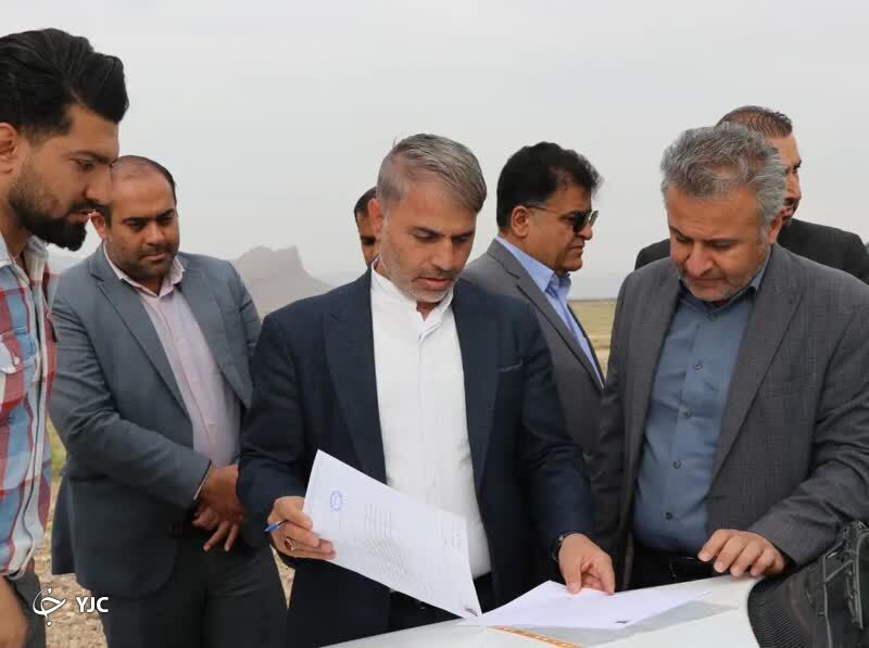 شهرک صنعتی سروستان دو گزینه سرریز سرمایه گذاری کلان شهر شیراز