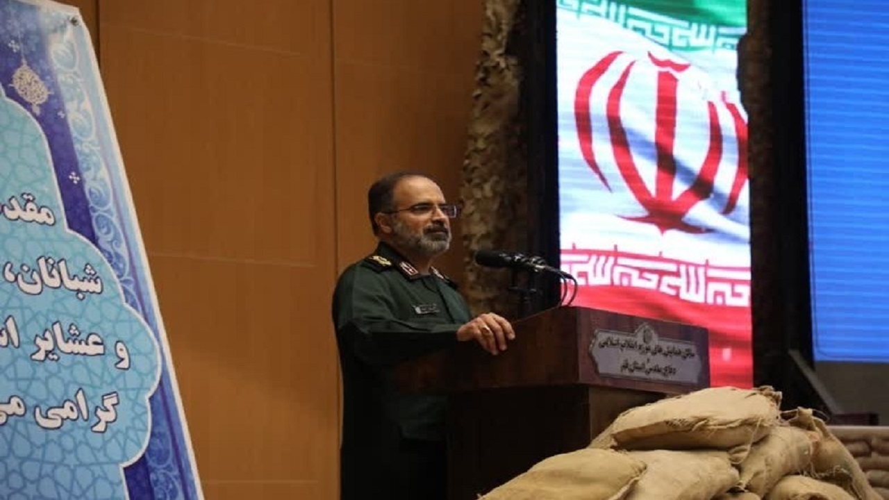 کارکرد مهم مسجد تربیت جوان مومن انقلابی و پای کار است