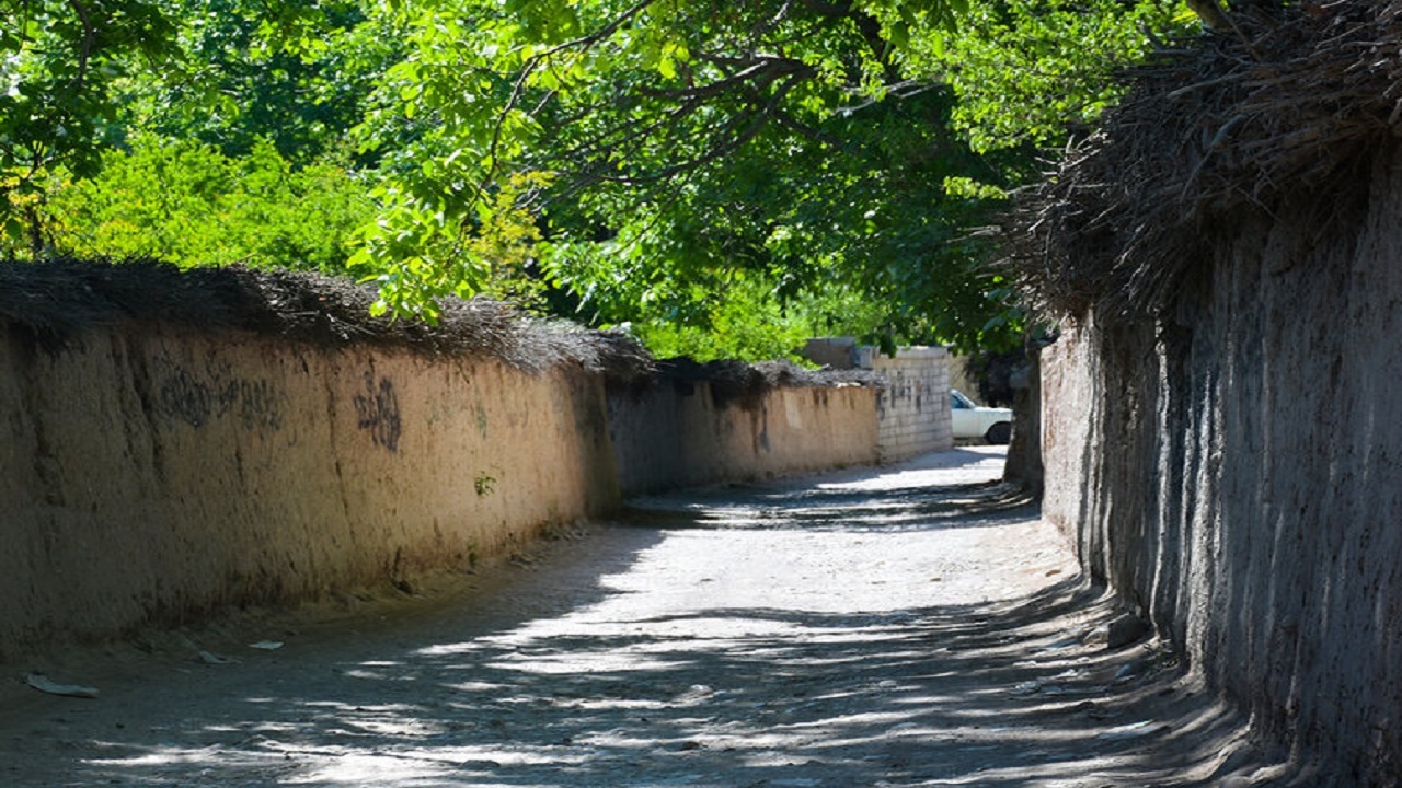 کوچه باغ‌های قصر دشت شیراز