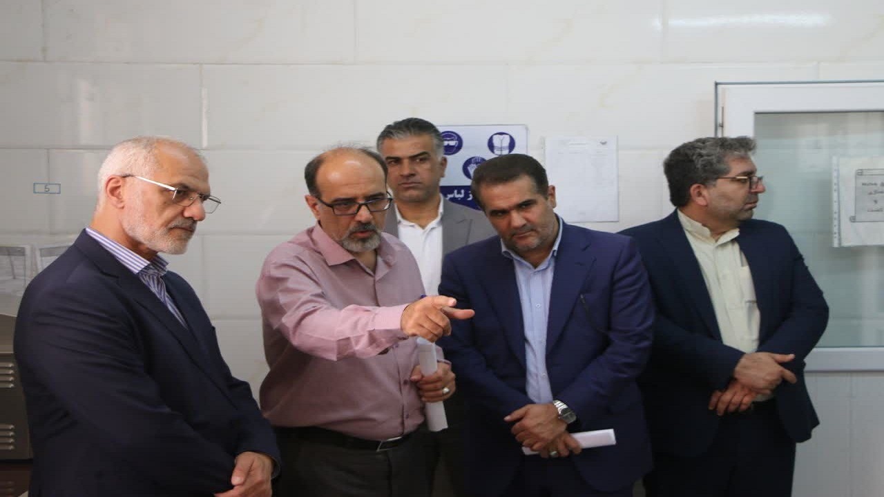 مطالبه مردم بهبود کیفیت آب شرب اهواز است