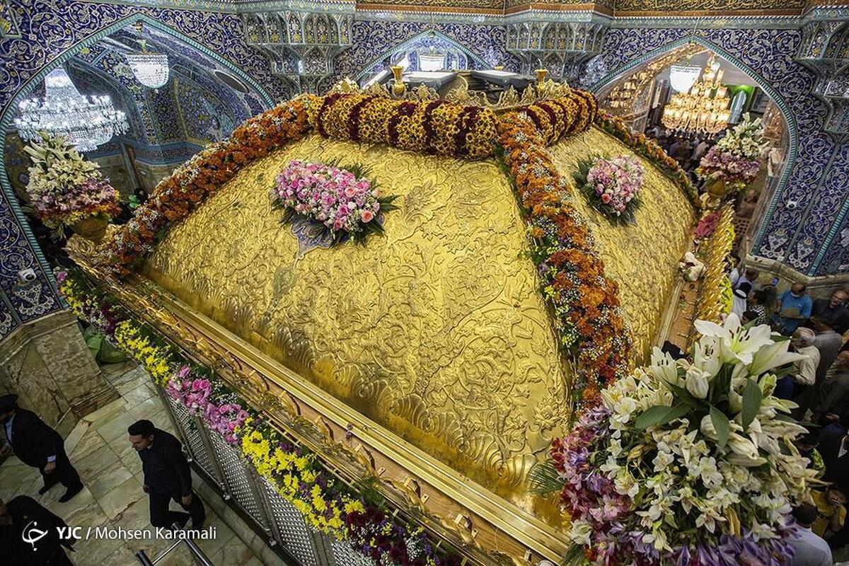 حال و هوای حرم شاهچراغ (ع) در شب میلاد امام رضا (ع)