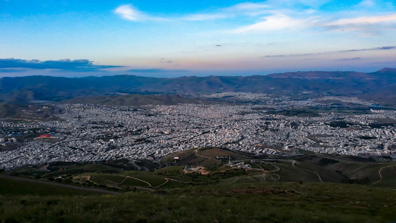 نقشه و عکس هوایی شهر سنندج تهیه می‌شود