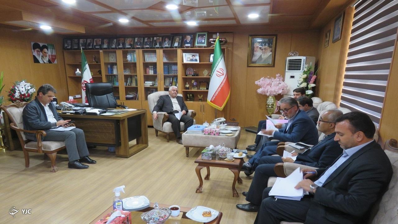 فرماندار مهاباد خواستار برخورد با متخلفان اراضی ملی شد