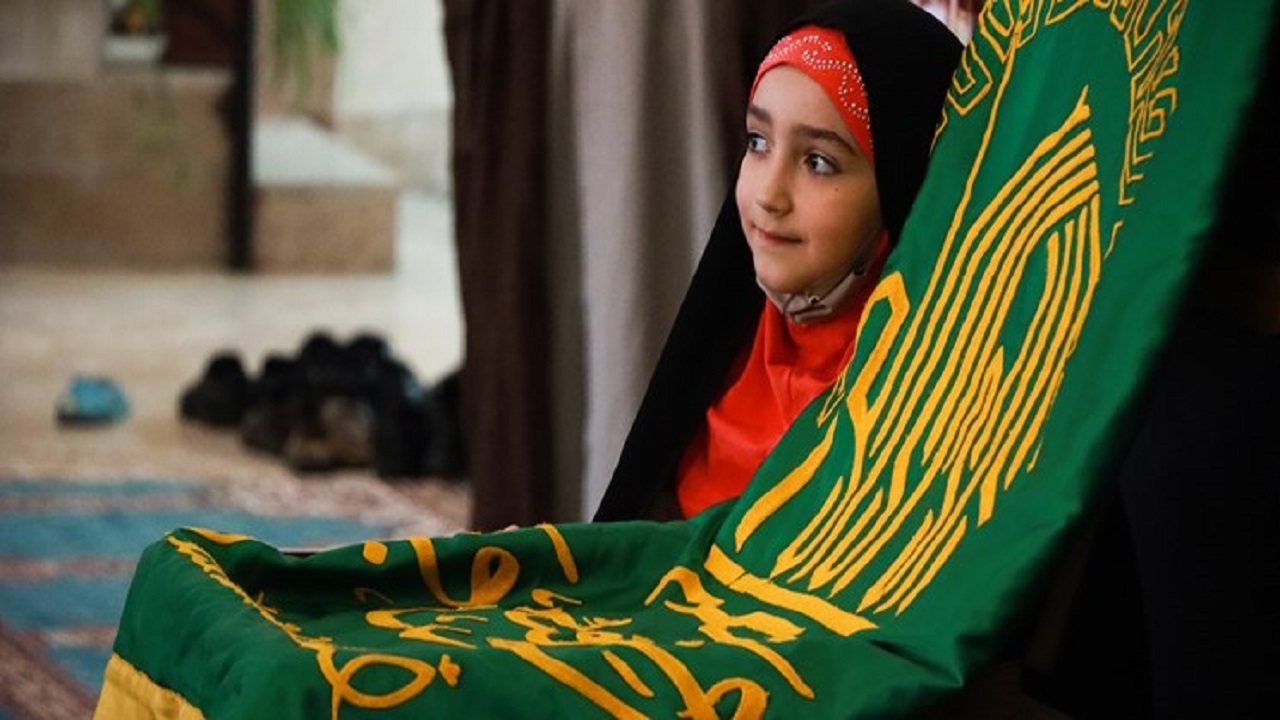 روش پیشنهادی امام رضا(ع) برای نمازخوان شدن فرزندانمان