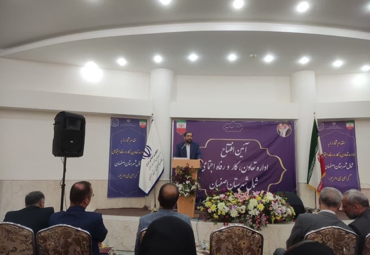 بیش از ۷۰ درصد از جمعیت استان اصفهان را جامعه کارگری تشکیل می‌دهند