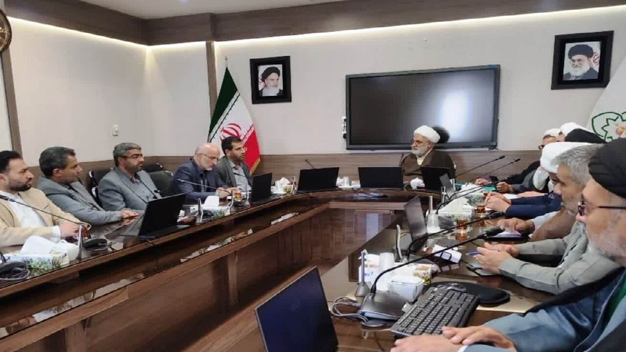 حوزه علمیه می‌تواند در حوزه آموزش اخلاق انتخاباتی کمک کند