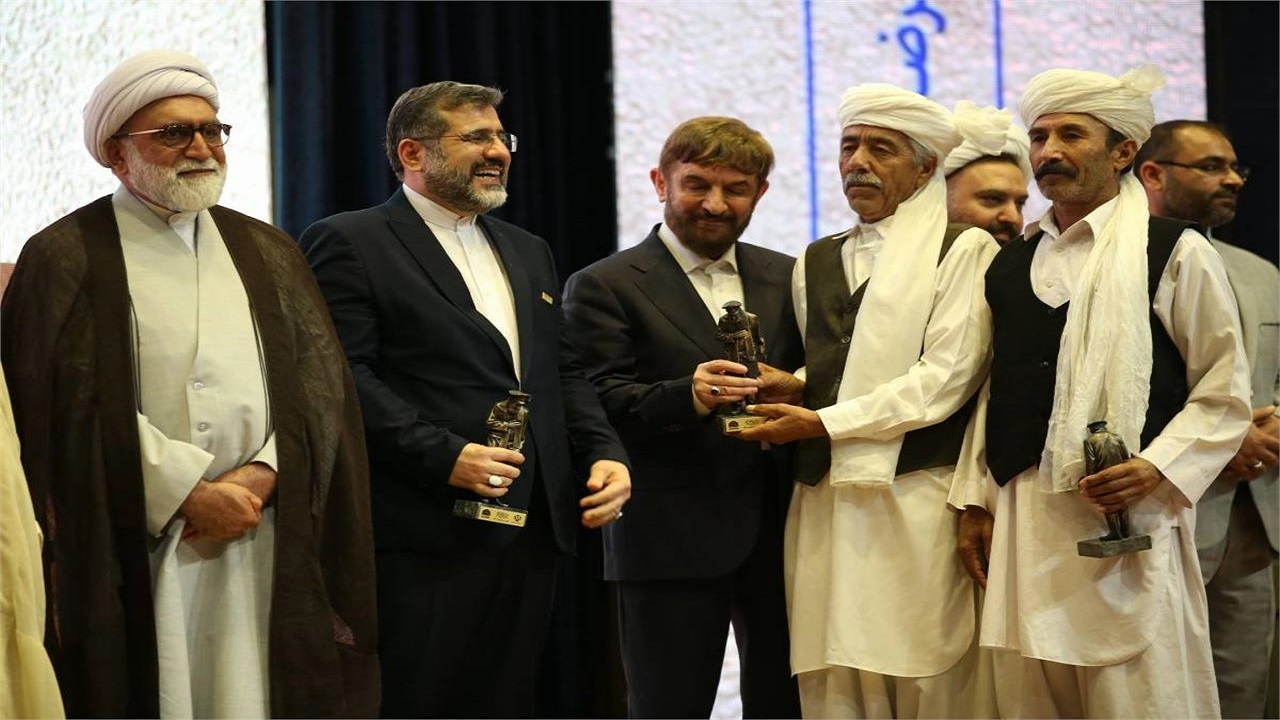 حجم تولیدات نشر فرهنگ رضوی کافی نیست