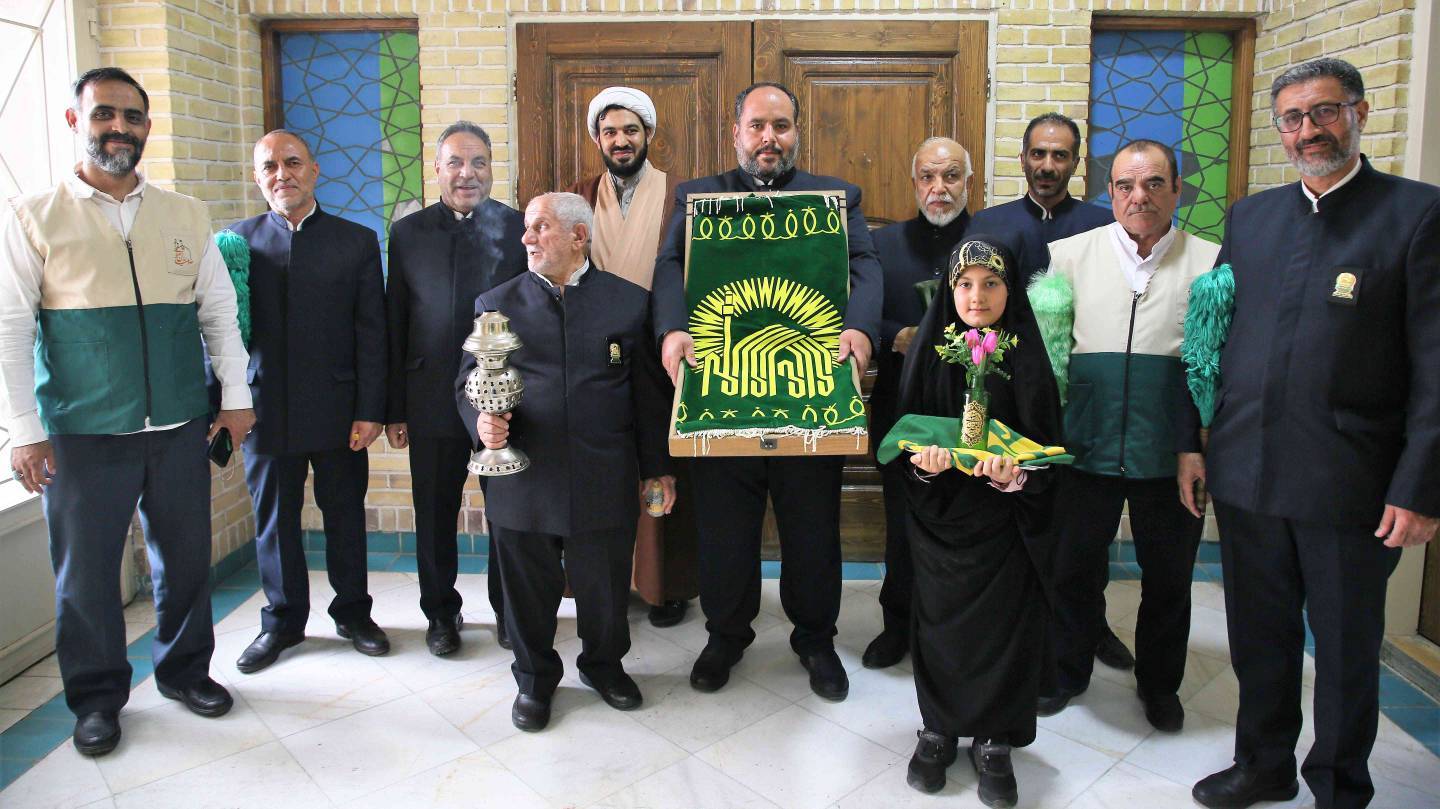 تصاویری از خادمان امام رضا(ع)