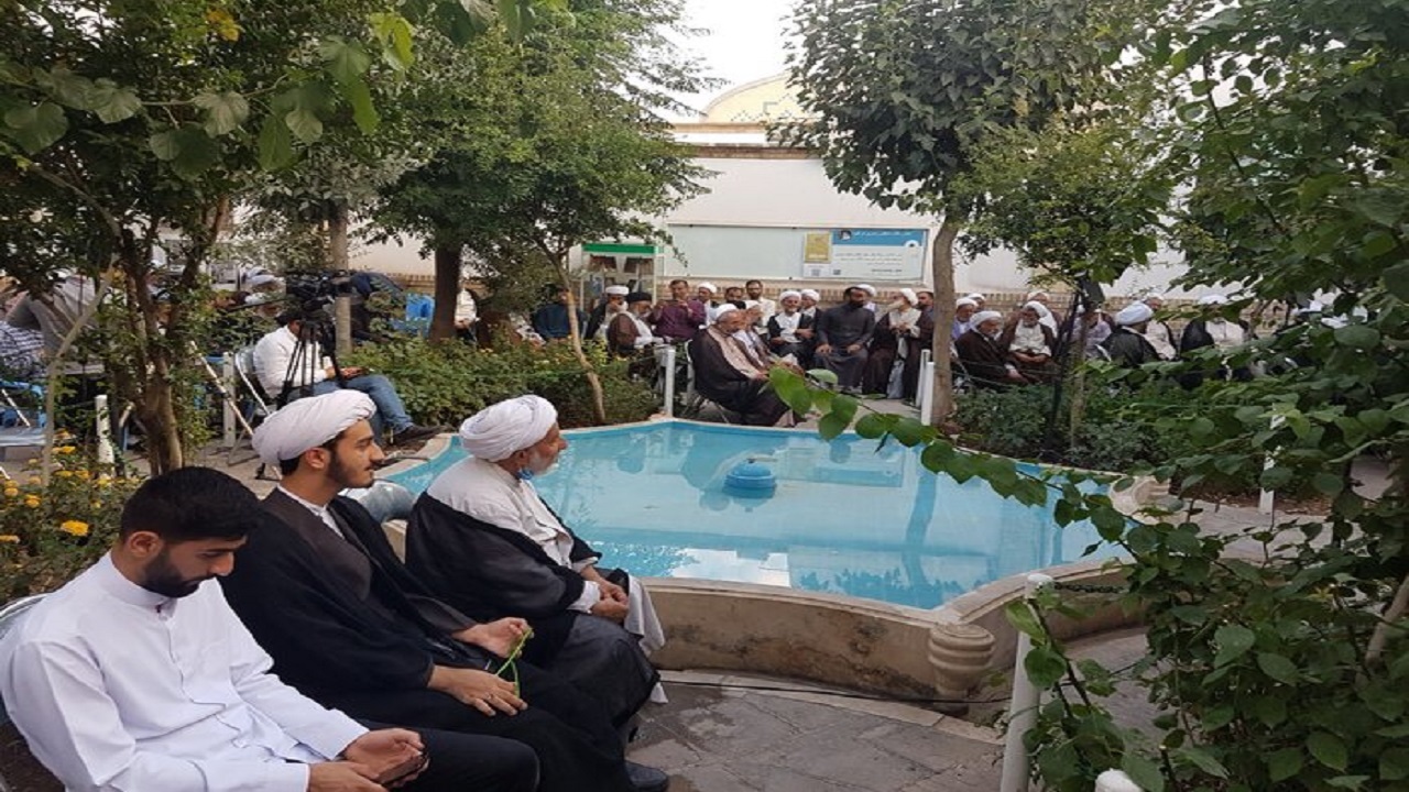 آیین گرامیداشت سی‌وچهارمین سالگرد ارتحال حضرت امام در قم برگزار شد