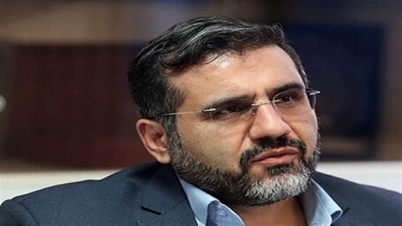 انتقاد وزیر فرهنگ از کاربرد واژه‌ای بیگانه در نام‌گذاری مجتمعی در طرقبه شاندیز