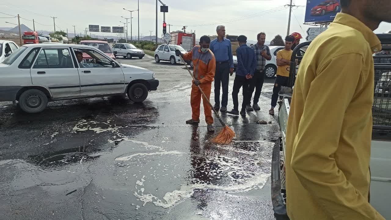 بی احتیاطی راننده شوتی حادثه آفرید