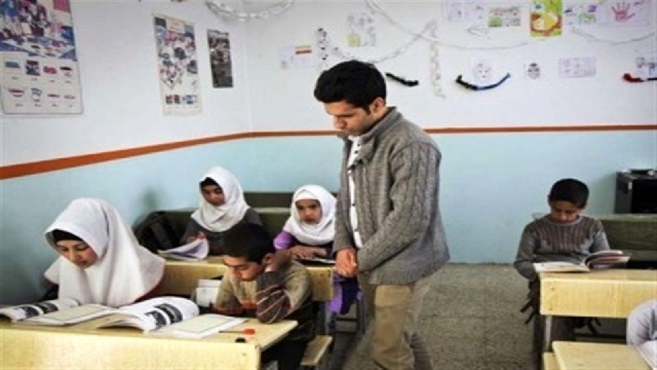 بخشنامه سرباز معلم‌ها ابلاغ شد