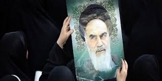 اعزام یکصد نفر نیروی همراه زائر جهت خدمت رسانی به سالمندان برای بزرگداشت ارتحال امام خمینی (ره)