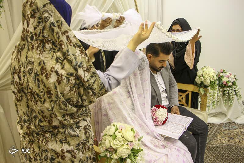 پیوند ازدواج جمعی از جوانان در حرم مطهر شاهچراغ (ع) + تصاویر