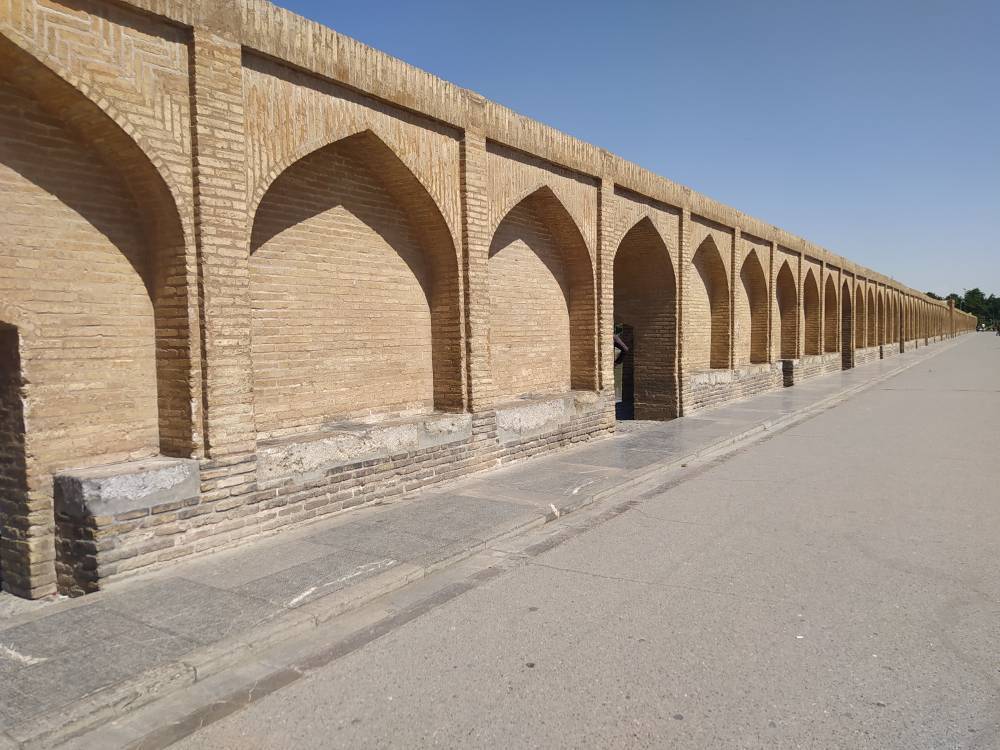 پل تاریخی سی و سه پل