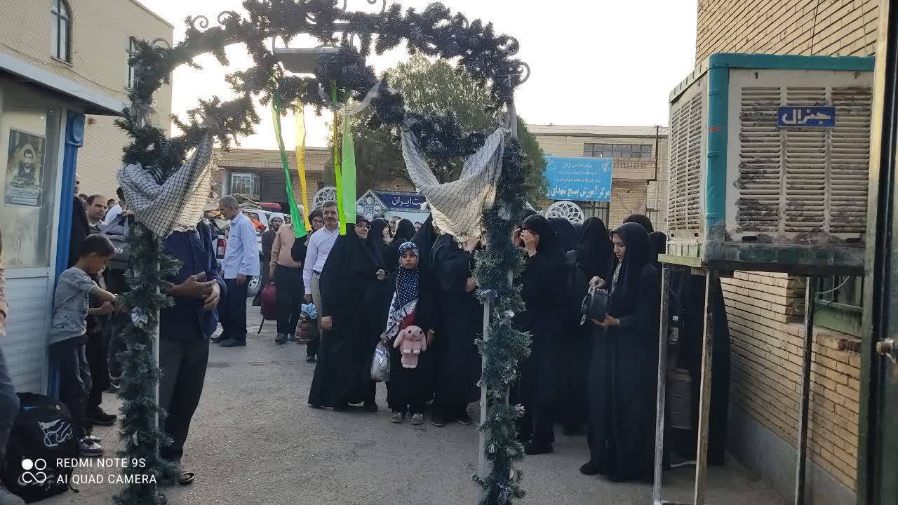 اعزام زائران مرقد مطهر حضرت امام خمینی (ره) از زرند