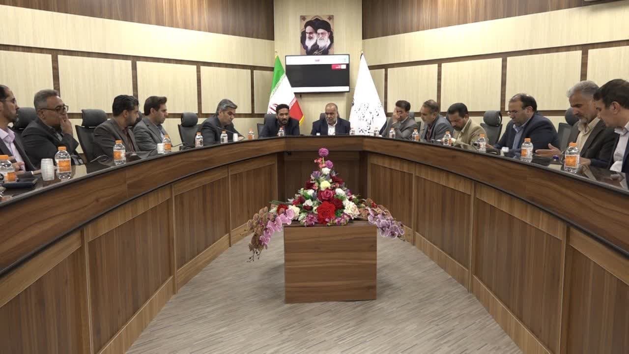 برگزاری کارگروه توسعه و عمران شهرستان بافق/ لزوم حل مسئله گاز کارخانه آهن اسفنجی