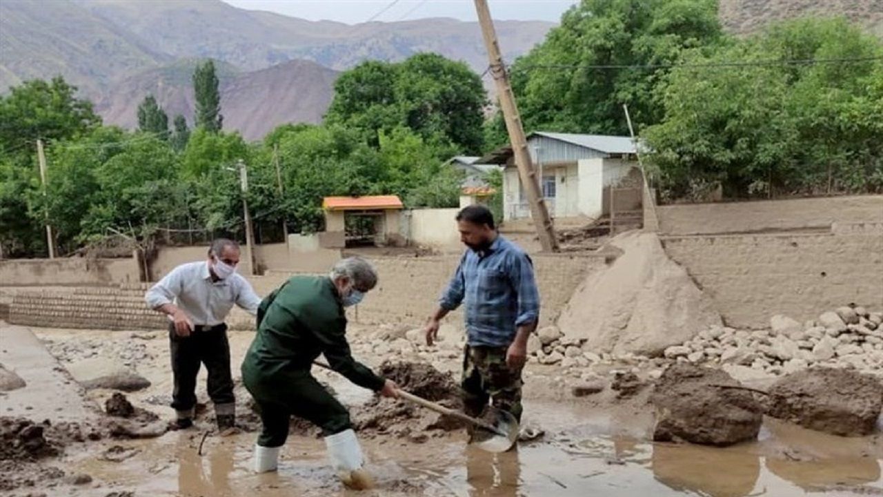 حضور سپاه در مناطق سیل زده شهرستان گرمی