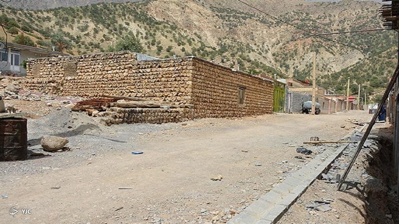 ساخت و مقاوم سازی ۸۲ واحد مسکونی مهاباد در دستور کار قرار گرفت