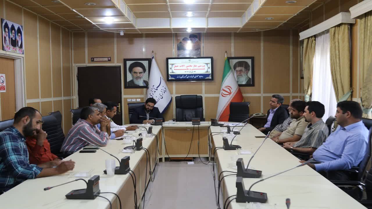 معادن، تناژ قانونی بارگیری کامیون ها را رعایت کنند