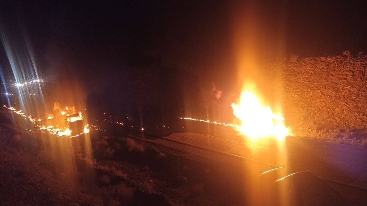 آتش گرفتن خودرو پژو حامل سوخت در قصرقند