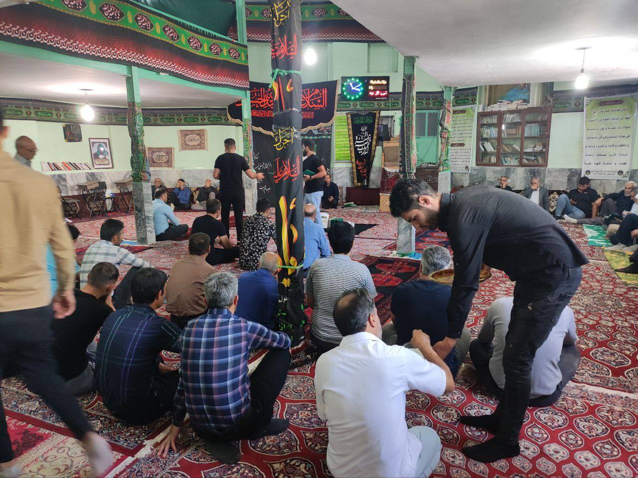 پذیرایی از مردم
