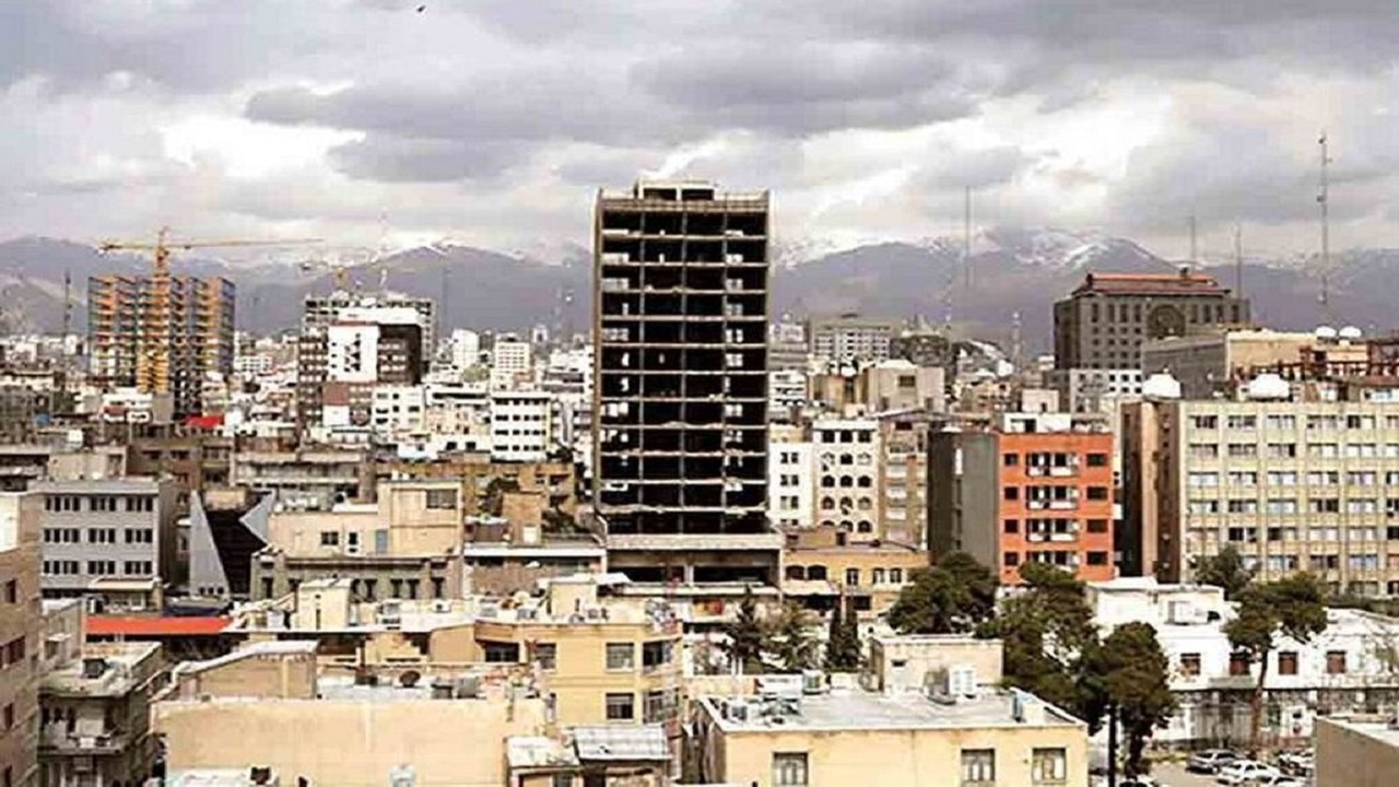 اندیشه امام خمینی(ره) در حوزه خانه دار شدن مردم چگونه بود؟