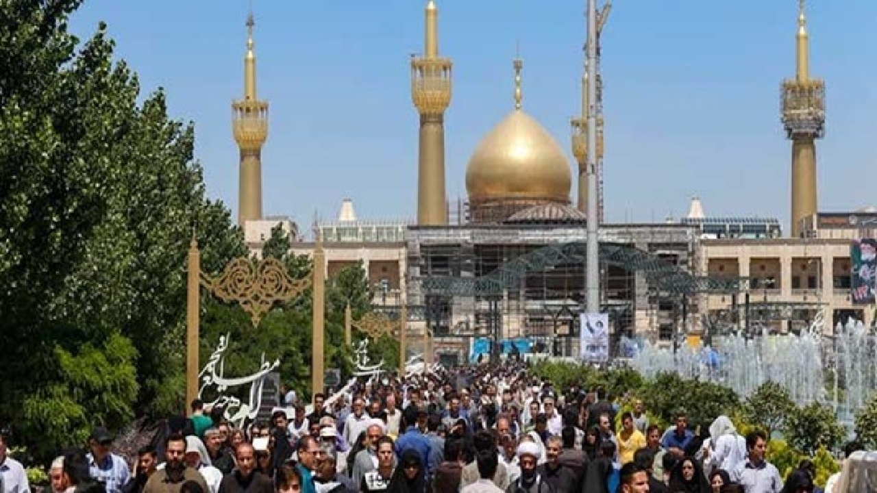 جابجایی زائران حرم امام راحل با ۱۱۰۰ اتوبوس،۱۰۰ مینی‌بوس و ۲۵۰ ون