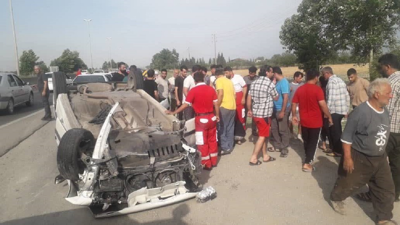 ۲ حادثه واژگونی خودرو در گلستان ۷ مصدوم برجای گذاشت