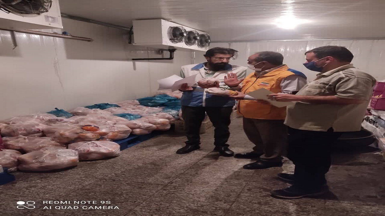 کشف و ضبط پنج تن گوشت قرمز و گوشت مرغ از یک سردخانه غیرمجاز درحاشیه شهرزاهدان