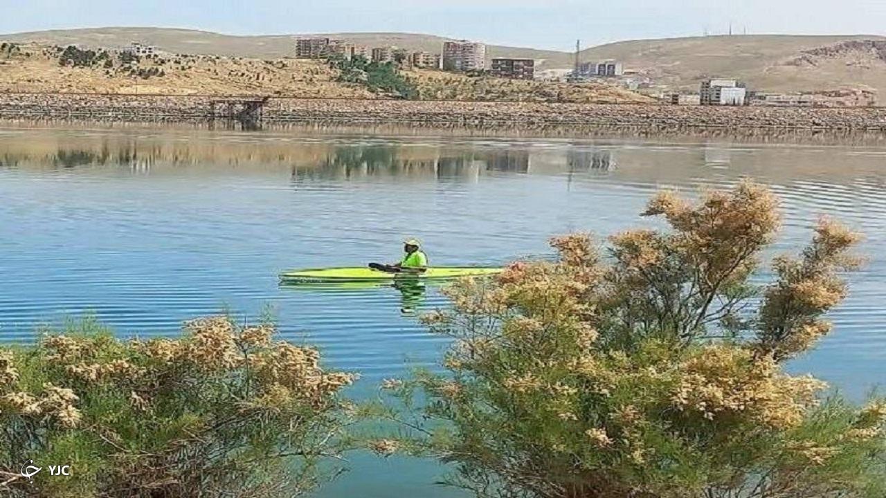 دریاچه سد مهاباد از هر گونه پسماند پاکسازی شد