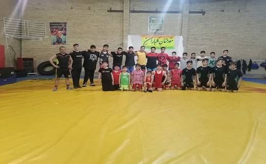 برگزاری اردوی یک روزه  استعداد یابی کشتی در ابرکوه+تصویر