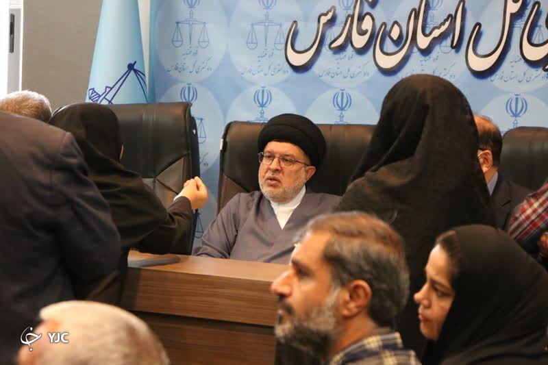 ۱۳۷ نفر با رئیس مسئولان قضایی شیراز ملاقات کردند