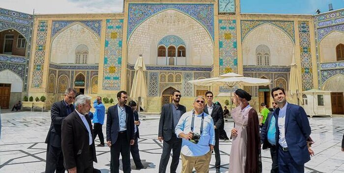 حضور وزیر امور خارجه برونئی در حرم مطهر حضرت معصومه (س)