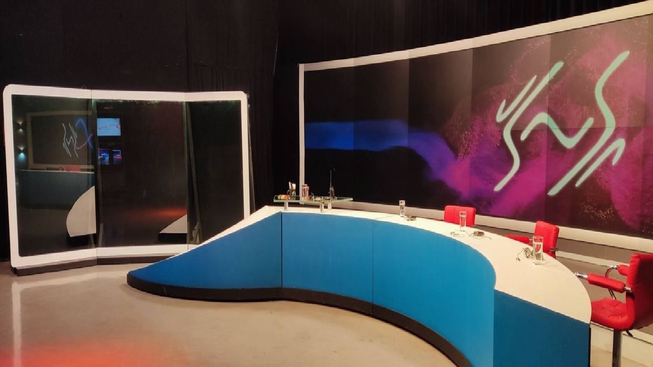چالش‌های تحول محتوای آموزشی روی میز برنامه «پرسشگر»