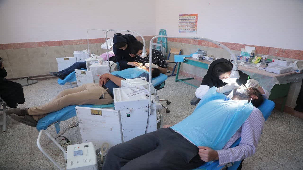۴ میلیارد تومان خدمات دندانپزشکی به مرزنشینان ارائه شد