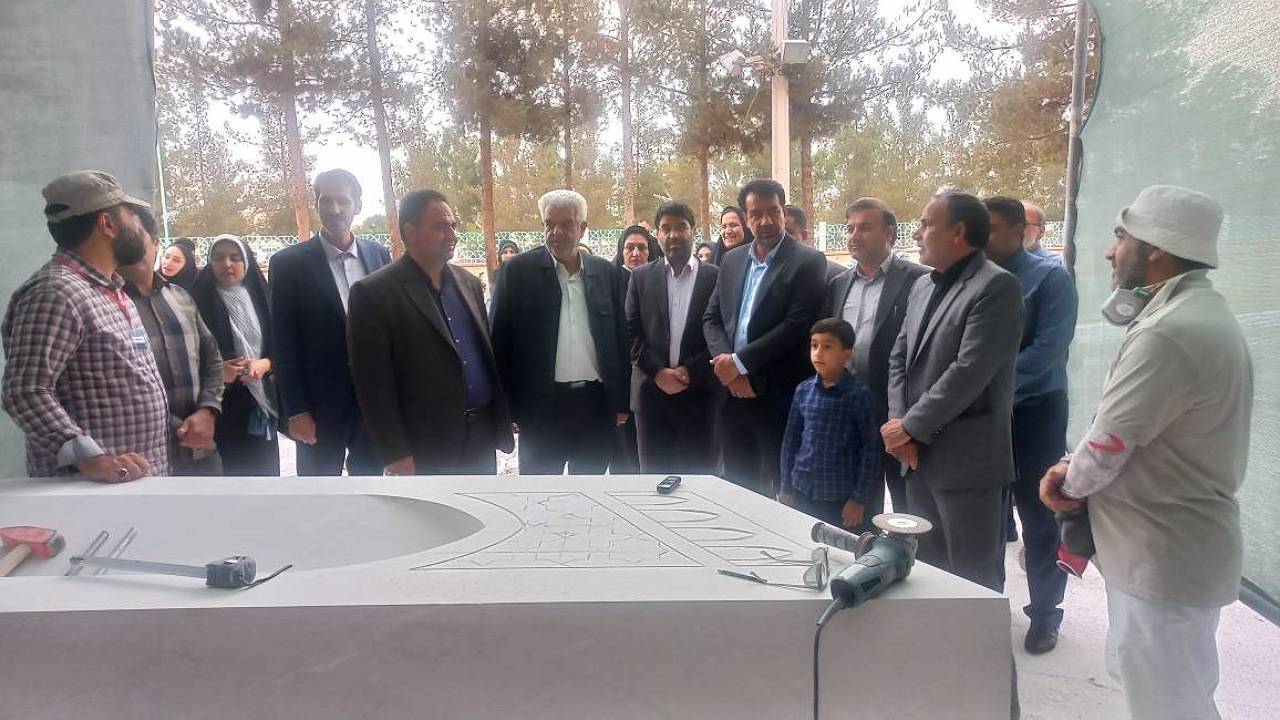 مجسمه های گردهمایی مجسمه سازان در رفسنجان نصب می شود