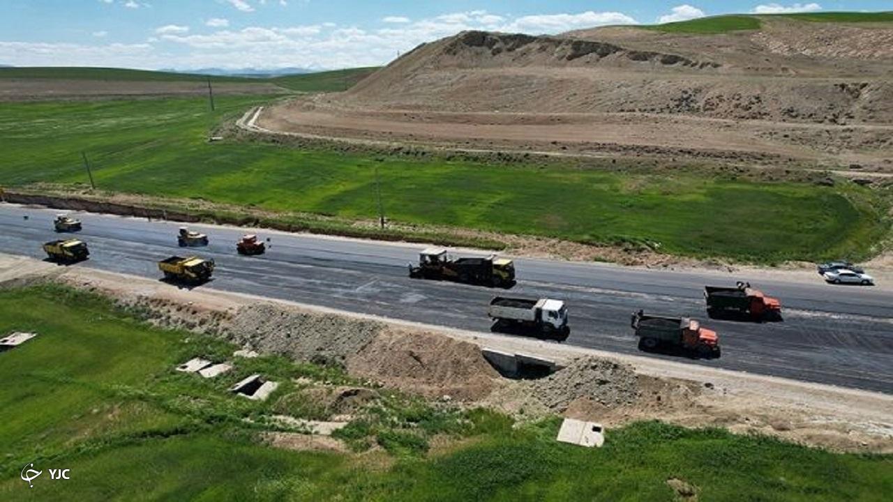 آسفالت ۱۶ کیلومتر از محور‌های مواصلاتی آذربایجان غربی اجرا می‌شود
