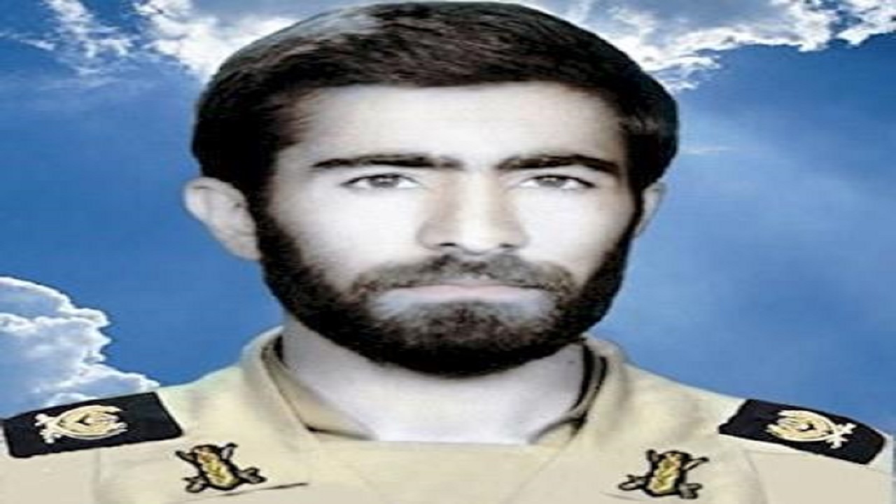 شور و هیجان انقلابی با تار و پودش عجین گشته بود