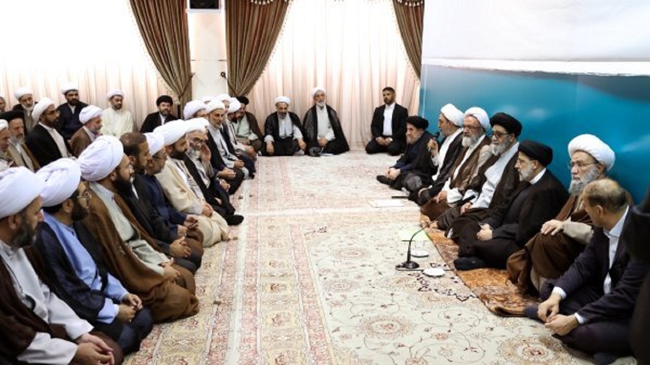 هیچ مشکل غیرقابل حلی در کشور وجود ندارد