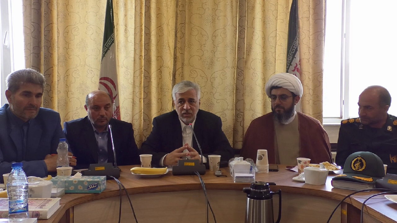 بررسی مشکلات شهرستان هریس با حضور وزیر ورزش و جوانان