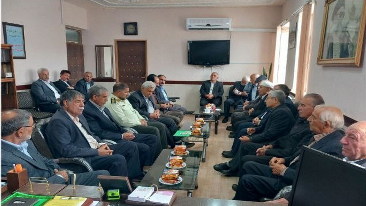 نقش ریش سفیدان و مشارکت مردم در تولید امنیت بی بدیل است