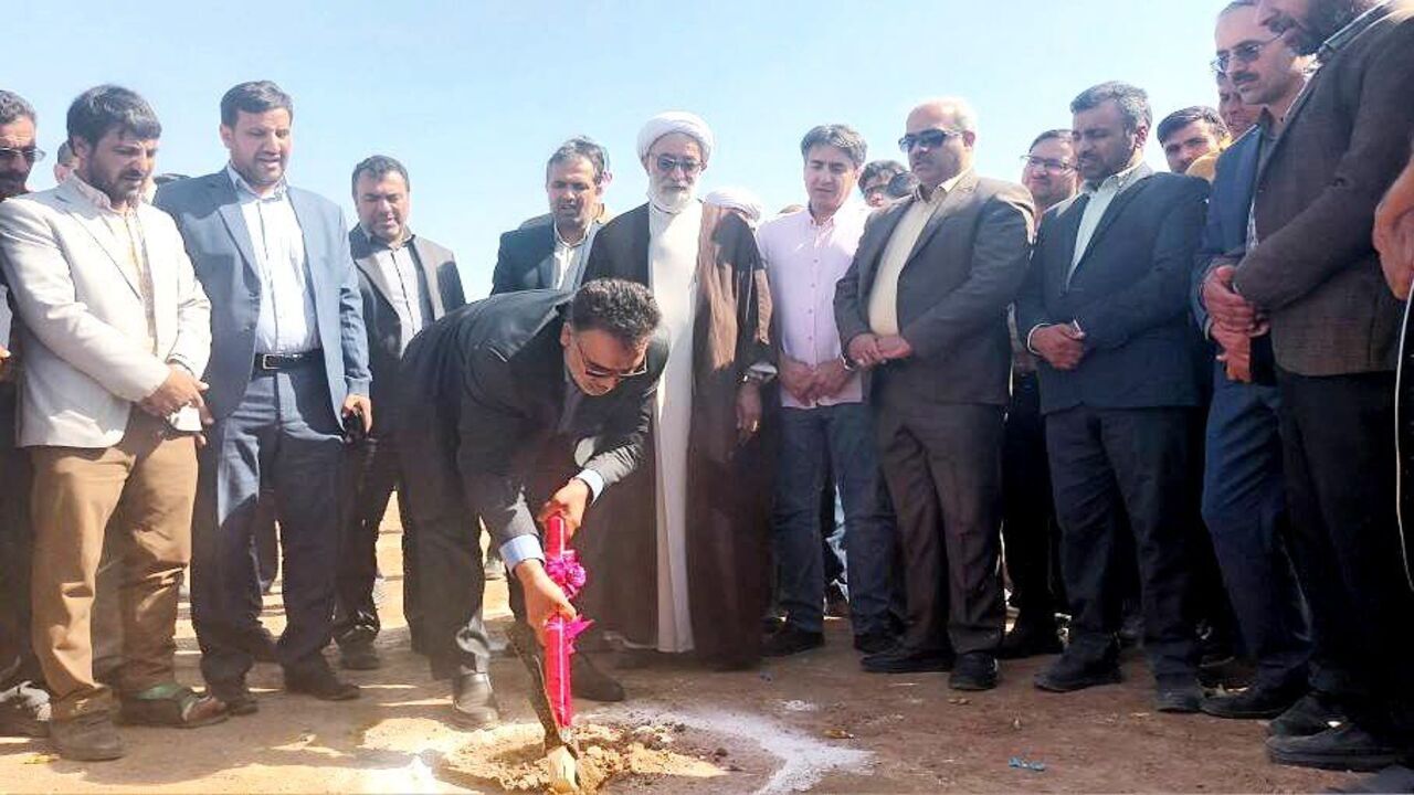 کلنگ احداث هنرستان فنی و حرفه‌ای در روستای محروم و مرزی خواف