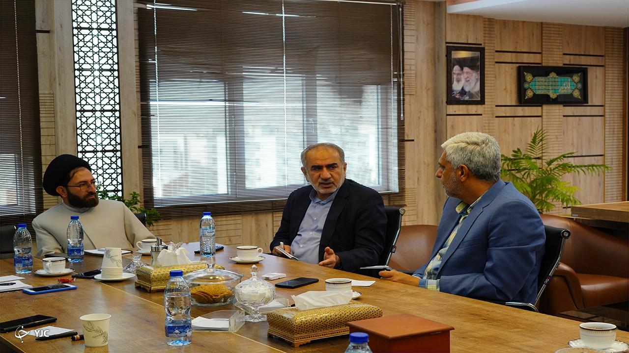 زیرساخت‌های خدماتی و عمرانی صدرا متناسب با رشد جمعیت ایجاد شود