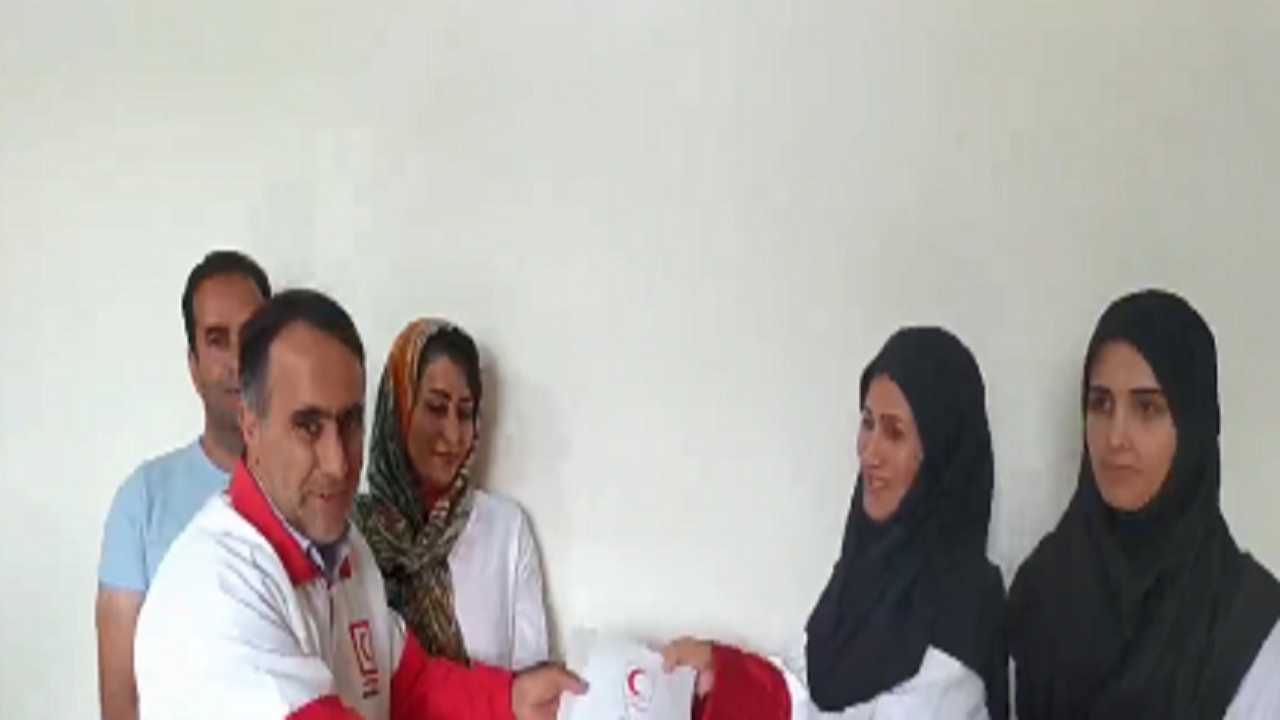 تجلیل از بانوی نجاتگر امانتدار هوراندی