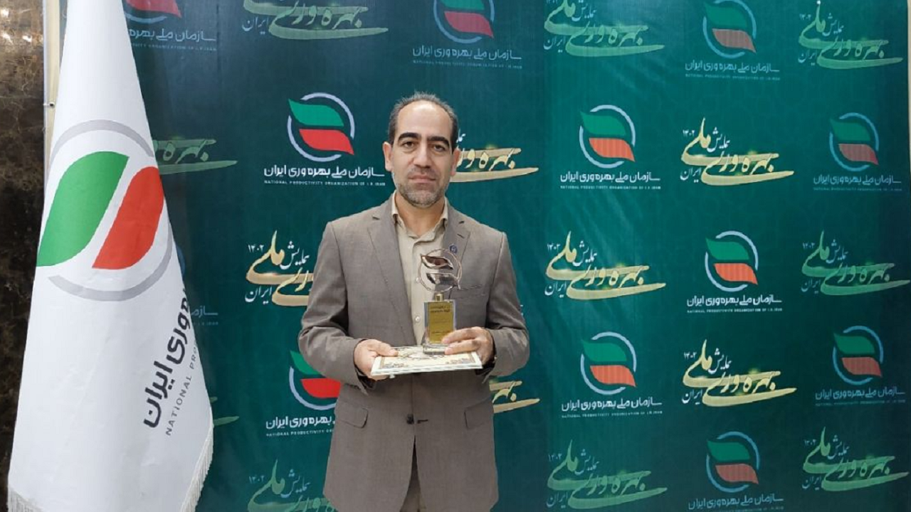 اعطای نشان ملی به عضو هیئت علمی دانشگاه صنعتی سهند