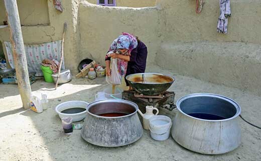 پرواز قالیچه دوروی ترکمن بر فراز اروپا