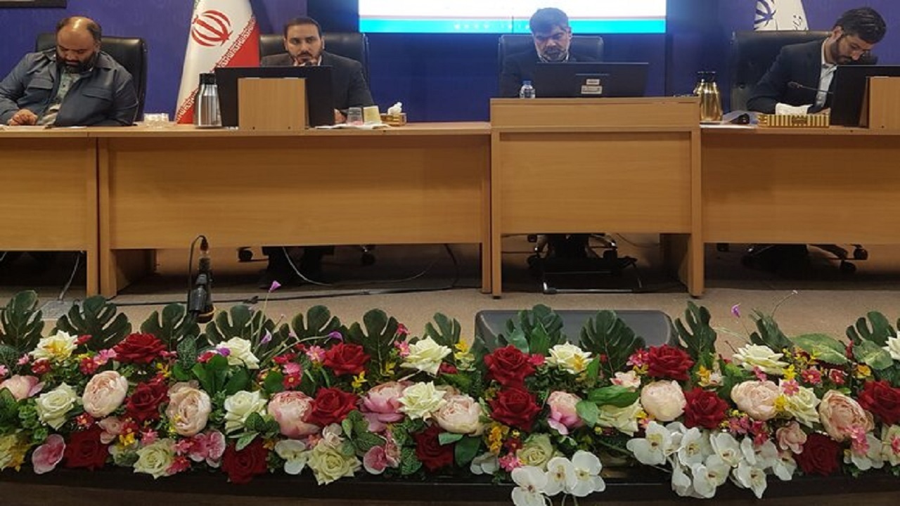 ۶۴ واحد صنعتی راکد در قم احیا شد